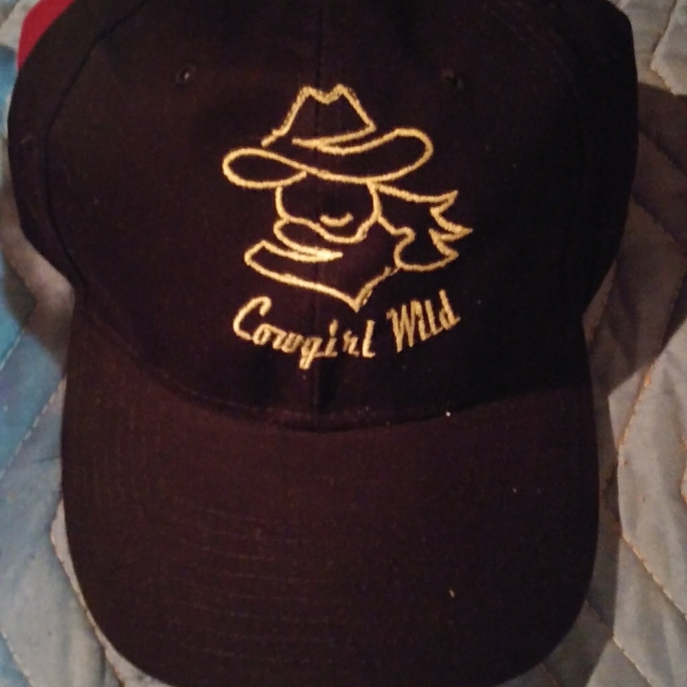 Caps - Picture 6 of 7